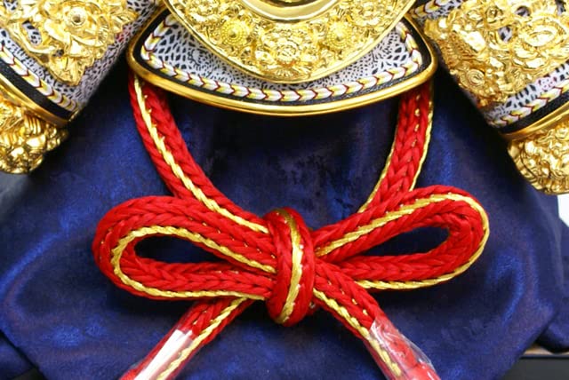 Amazon | 【五月人形】久月作 「鍬形 兜」ガラスケース飾り（K516103