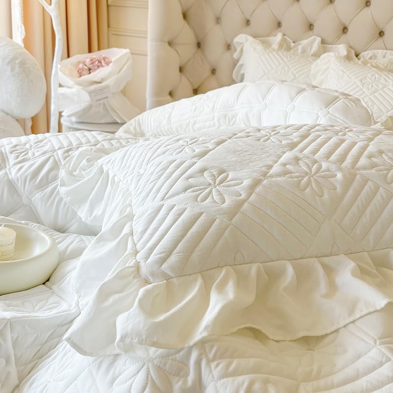 Floral Quilted Lace Ruffled Bedspread Set Lightweight Bed Coverlet and 2 Pillowcases Set, Queen, Beige