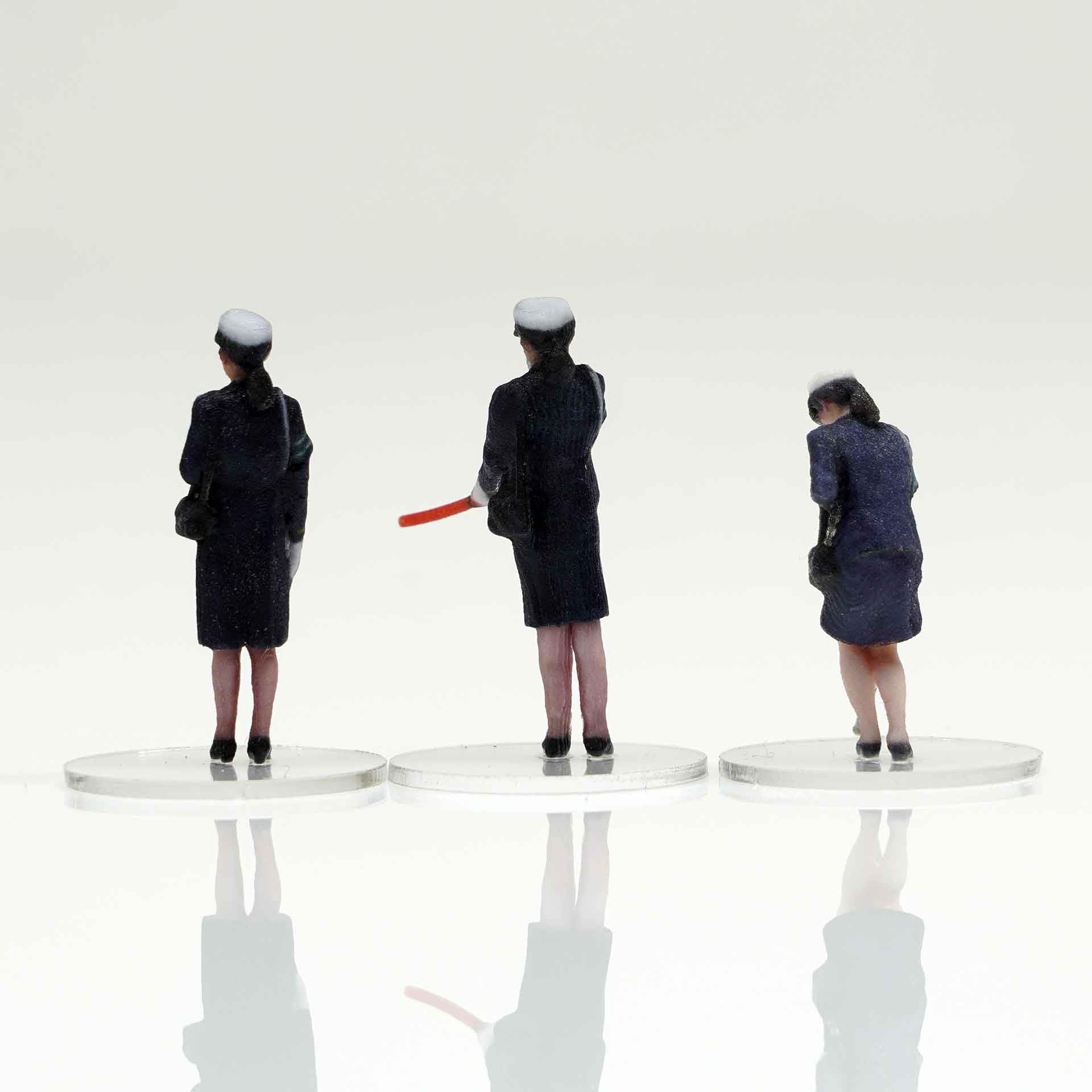 Amazon | figreal 1/64 旧警察官002 3体セット | フィギュア・ドール 通販