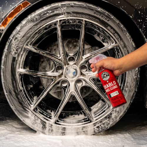 Chemical Guys Hol357 Clean & Shine Car Wash Starter Kit - Safe For Cars, Trucks, Motorcycles, Suvs, Jeeps, Rvs & More (7 Piece Set, Including 3 16 Oz. Car Detailing Chemicals) #TOP7
