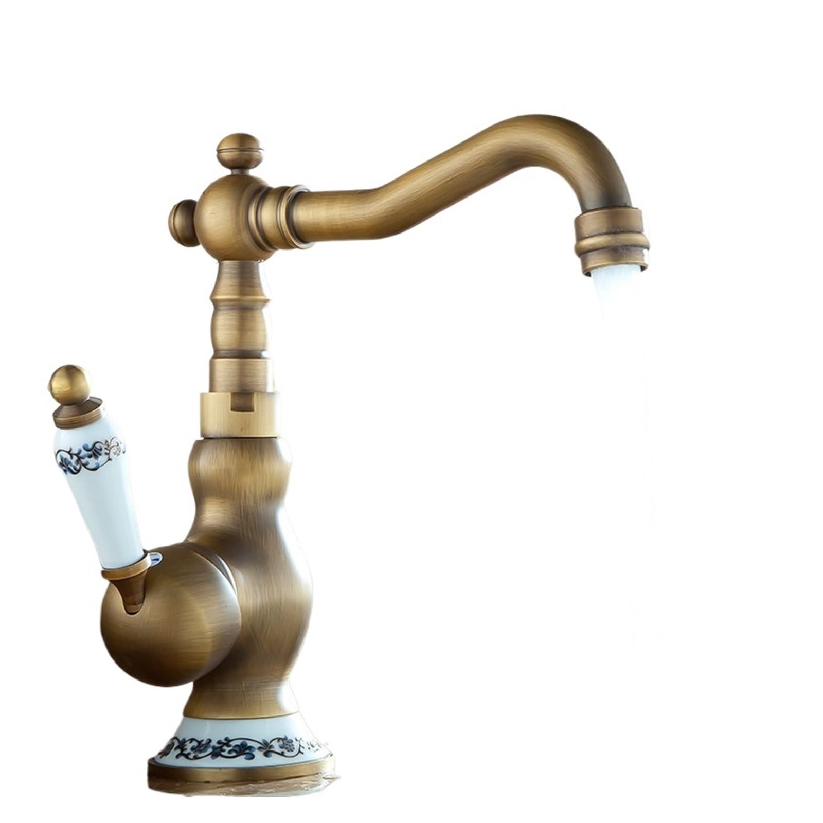 Robinet de lavabo brossé antique pour créer une ambiance de bain rétro et chaleureuse
