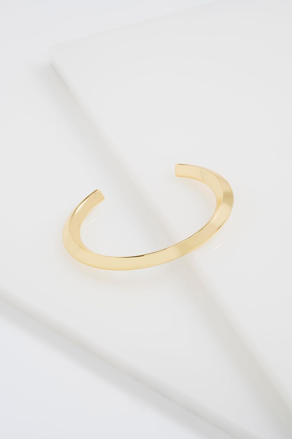 Ted Baker London Hina Hidden Heart Cuff Bracelet for Women (Gold)
