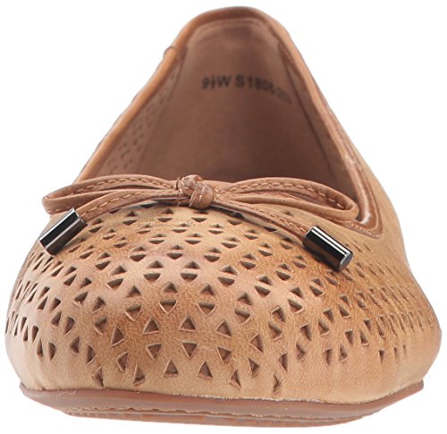 SoftWalk Women's Napa Laser Ballet Flat2