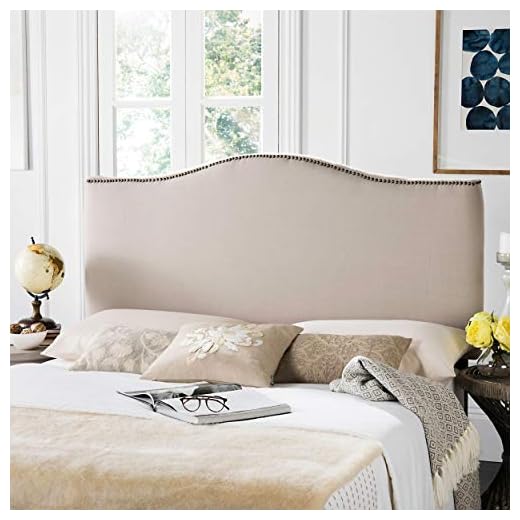Safavieh Jeneve Taupe Linen Upholstered Camelback Headboard - Brass Nailhead (Queen)
