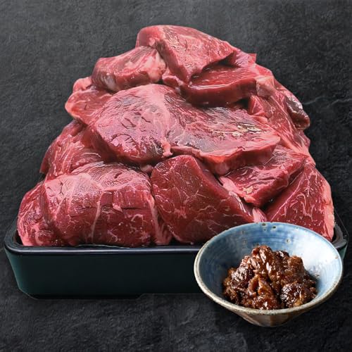 株式会社アキラ商店 牛ハラミ肉 秘伝の赤タレ漬け 総量 1.3kg(ハラミ 300g×4P+牛すじ 100g)小分け 牛肉 肉厚 焼肉 BBQ 全2回 2026年3月&6月発送 定期便 サイズ不揃い 訳あり