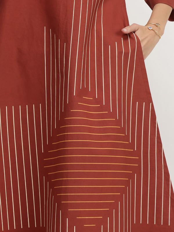 Image of Pink Fort Casual Cotton Geometric Print Kurta Set | A -Line Fit 3 /4th Sleeve V-Neck Kurta Ankle Length 2 Pockets Flared Pants