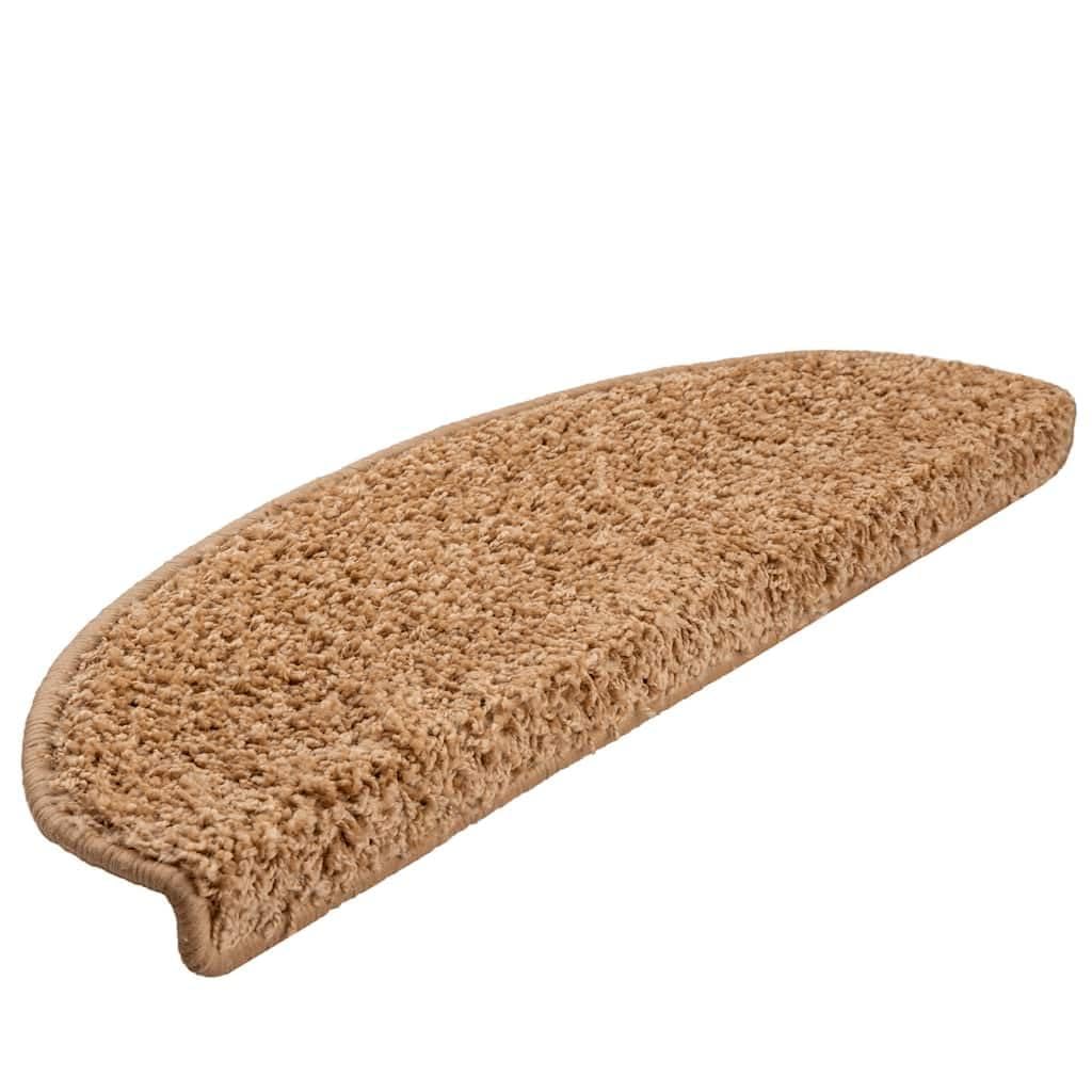 Alfombrillas para escalones en escaleras interiores familiares de madera