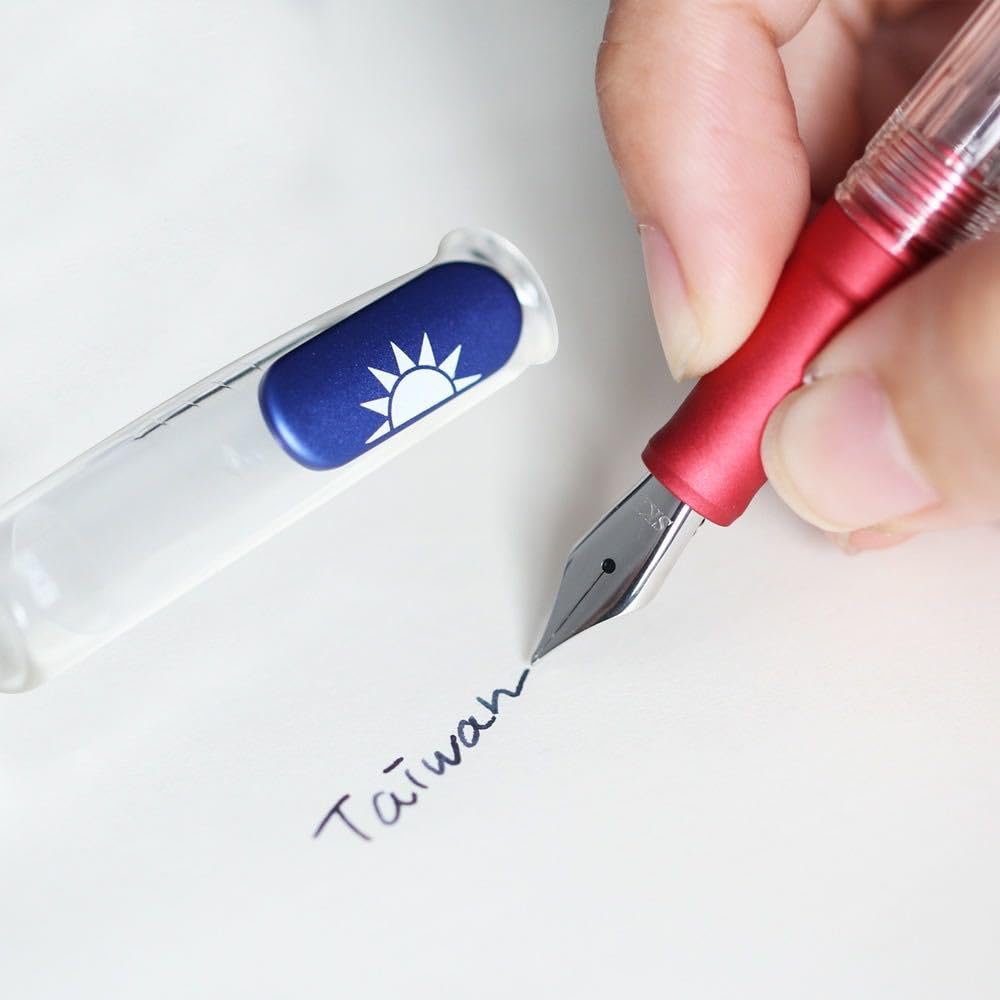 限定レア】新品 台湾 SKB 万年筆 リサイクルプラスチック ガイドブック