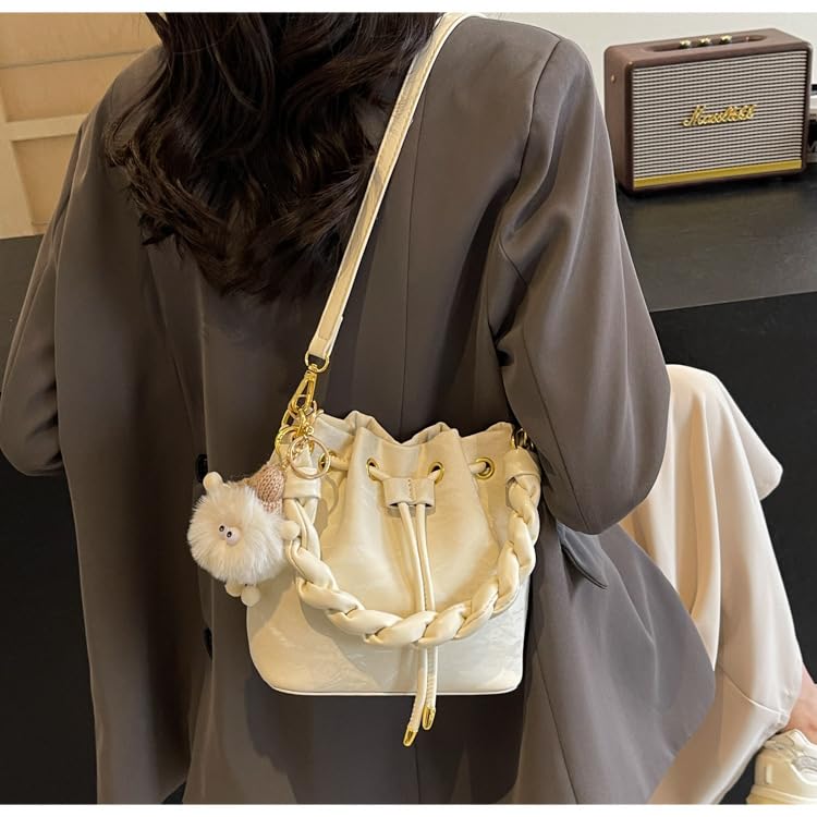Drawstring Shoulder Bucket Bag4