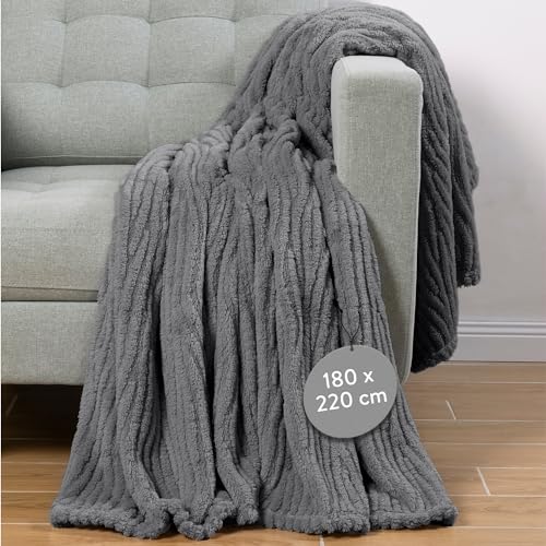 HOMELEVEL Manta Sherpa 180 x 220 cm - Manta Calentita Sofa Invierno Extra Suave - Manta Pelo Lavable 100% Poliéster - Manta Polar con Diseño Jacquard - Manta Gris