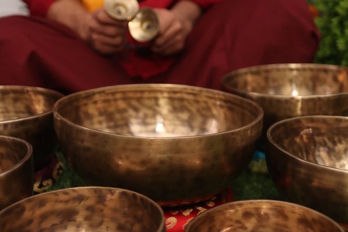 Generic Monk - Set di 7 campane tibetane spirituali, con 7 note chakra, occhio di tigre, per meditazione