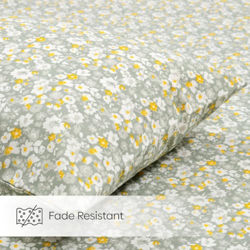 Image of Haus & Kinder Single Bedsheet for Single Bed with Pillow Cover Pure Cotton 186 TC | Soft & Silk Bedsheet for Single Bed |58 x 98 Inches - Verdant Whispers of Giverny