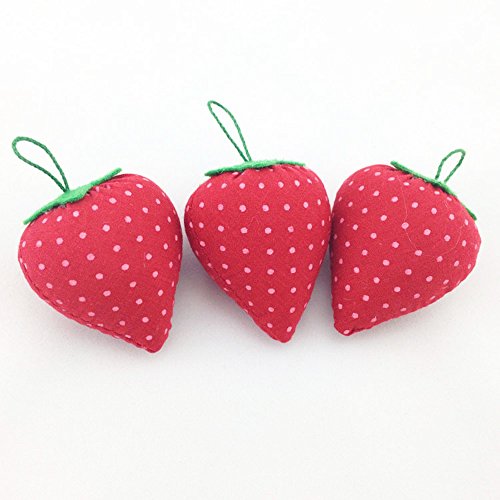 SPHTOEO 5PCS DIY Craft Strawberry Pin Cushion Needle Holder Sewing Kit SPHTOEO 5PCS DIY Craft Strawberry Pin Cushion Needle Holder Sewing Kit