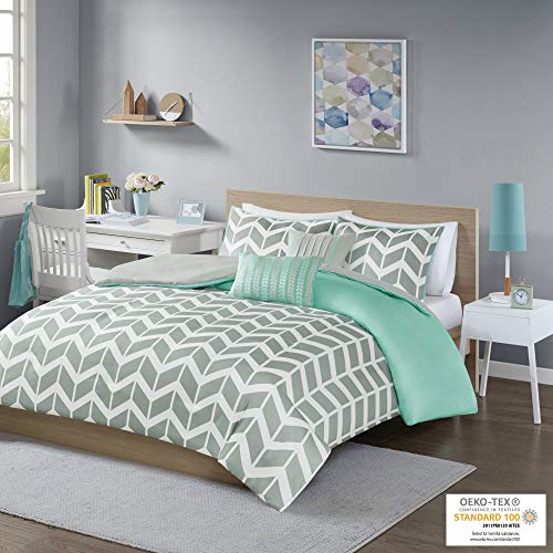 Intelligent Design Nadia Duvet Casual Vibrant Chevron Design, All Season Trendy Comforter Cover Bedding Set With Matching Sham, Decorative Pillow, Full/Queen, Aqua 5 Piece #TOP2