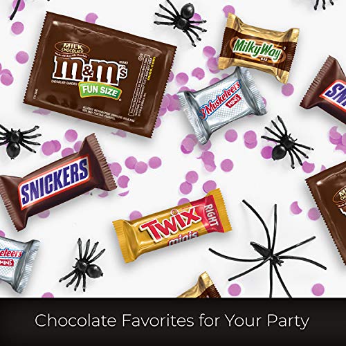 Snickers, Twix, Milky Way, 3 Musketeers & Milk Chocolate M&M's Halloween Candy Bars Variety Mix 96.2-Ounce 250-Piece Bag #TOP2