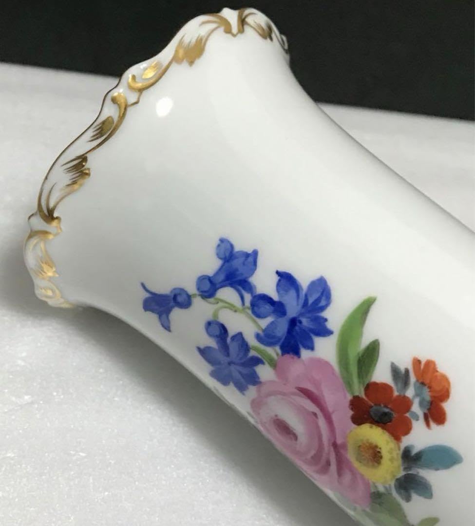 マイセン 金彩 四つ脚 フラワーベース 花瓶 一輪挿し 一級品 Amazon.co.jp: マイセン 金彩 四つ脚 フラワーベース 花瓶