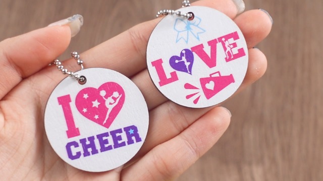 Amazon.com : Lyrow 160 Pcs Cheerleader Gifts Bulk for Team Back to