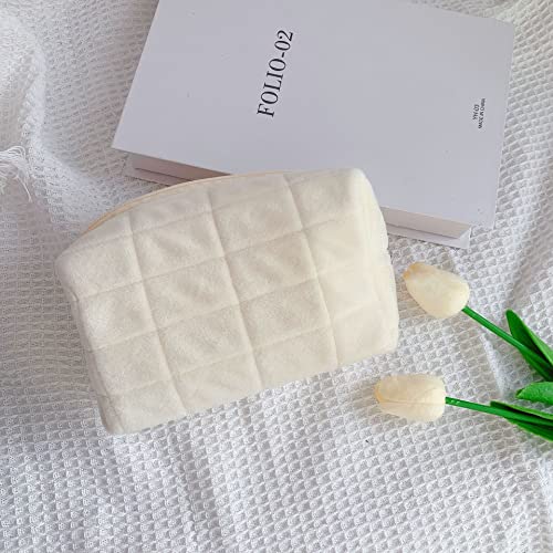 LARDROK Fuzzy Makeup Bag Soft Cosmetic Bag Multi-Functional Travel Bags for Women Pouch Cute Aesthetic Makeup Brushes Storage Bag for Girls Toiletry Bag Beigewhite-fluffy - Image 2