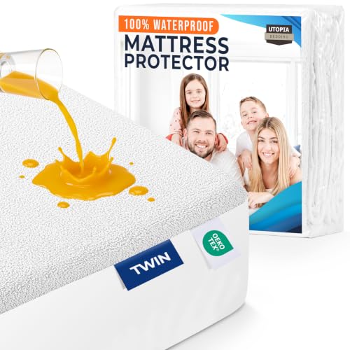 Twin Size Mattress Protector Waterproof, Premium 200 GSM Terry Mattress Cover, Soft & Breathable Bed Cover, Fitted Sheet Style Stretchable Deep Pockets 15' by Utopia Bedding (White)