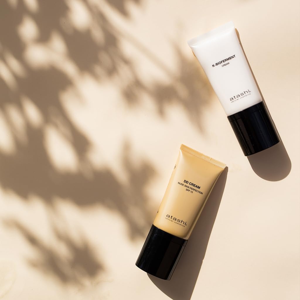 Atashi Cofre Ritual Energía & Glow K-Bioferment, DD Cream y Luminosidad | Crema 8 en 1 con retinol que hidrata, unifica el tono y aporta efecto buena cara al instante, 50 ml