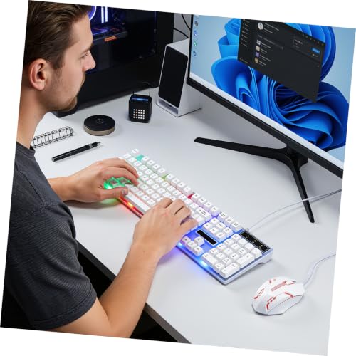 Teclado y ratón gaming con cable USB y diseño ergonómico para largas sesiones de juego 6