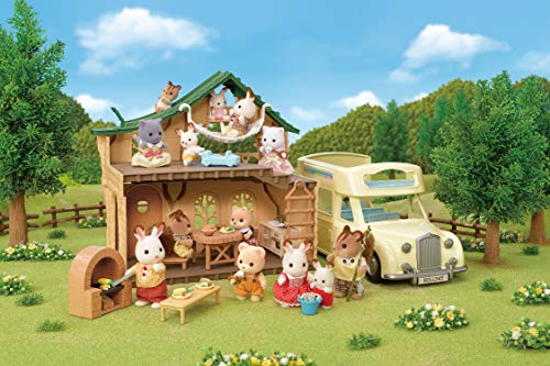 Calico Critters Lakeside Lodge Gift Set, Collectible Dollhouse With Figures, Furniture And Accessories, Pink Medium #TOP3