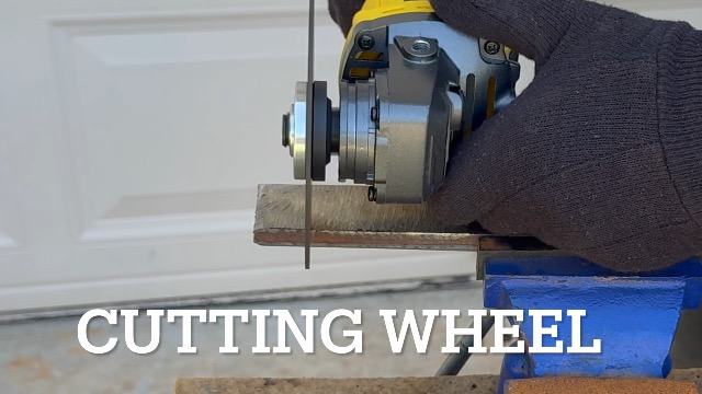 DEWALT 4-1/2 Inch Cut-Off Wheel, Angle Grinder Cutting Disc, Aluminum Oxide Grit, General Purpose, Black, Yellow, 5-Pack (DW8062B5)