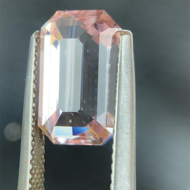 Morganite naturelle facettée pour création de pendentif et bague sur mesure