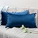 ORANIFUL Kissenbezüge 2er Set Samt Kissen mit Pompoms Couchkissen Einfarbig Kopfkissen Deko Kissenbezug Dekokissen Kissenhülle für Sofa Wohnzimmer Schlafzimmer Büro 30x50 cm Navy Blau