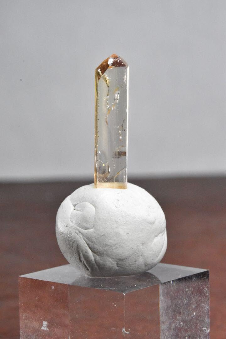 パキスタン カトラン産 ピンクトパーズ単結晶2 パキスタン カトラン産 ピンクトパーズ単結晶2