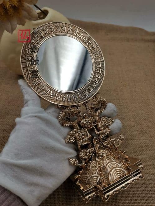 【修縁堂】密教法具古美術品 準提鏡 辟邪 開運 芸品 置物 法器 法具 Amazon.co.jp: 修縁堂密教法具古美術品 準提鏡 辟邪 開運 芸品 置物 法