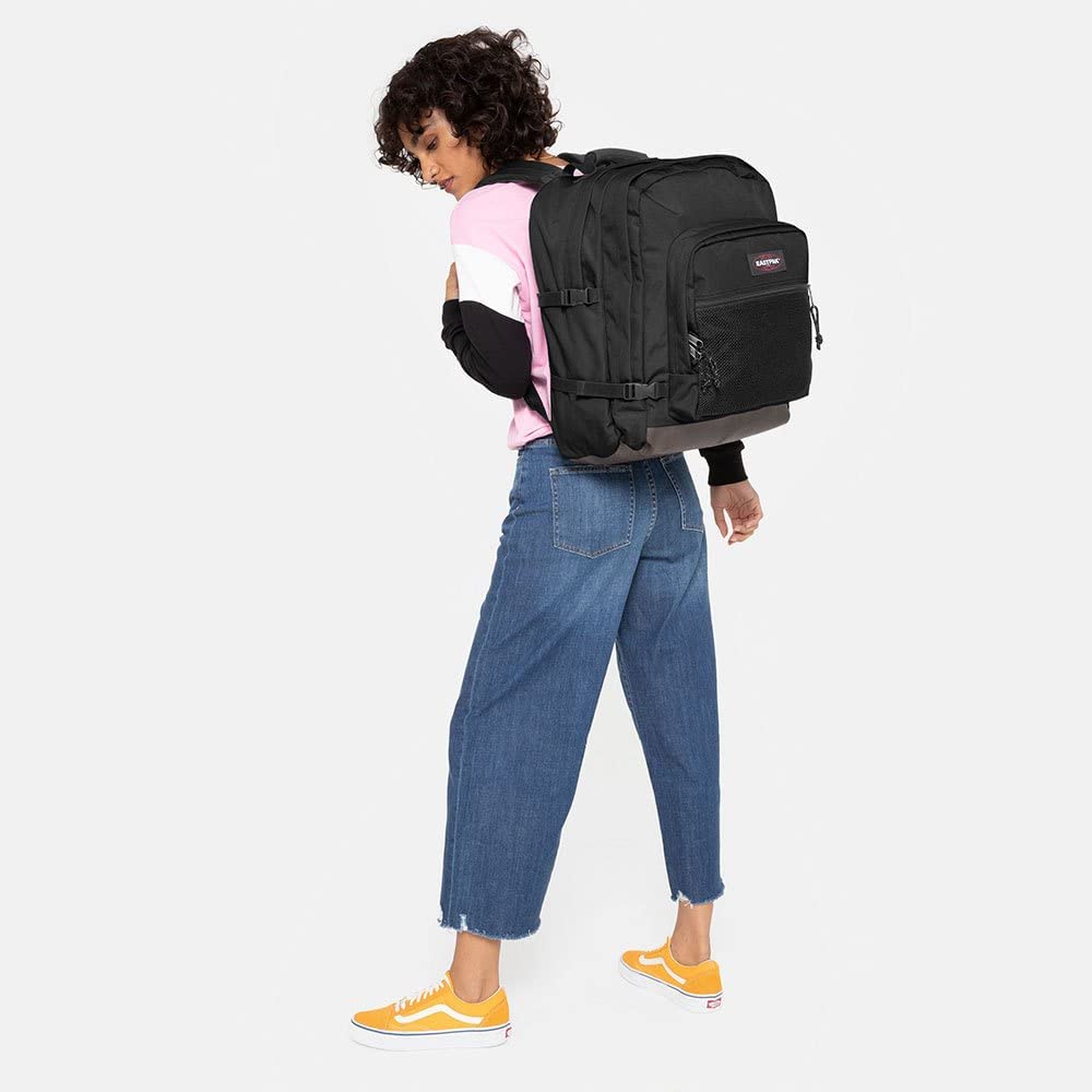 EASTPAK ULTIMATE Rucksack, 27 L - Black (Schwarz) & Cory Rucksack-Regenschutz, 27 L - Black (Schwarz)