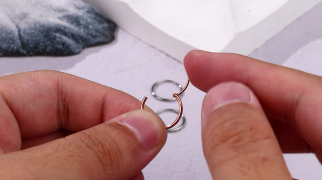 Orecchini a cerchio in titanio per uomo e donna, G23, ipoallergenici, piccoli, a cerchio, cartilagine, helix, 10 mm