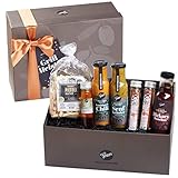 FREI VON KÜNSTLICHEN ZUSÄTZEN: Unsere Produkte werden nach eigener Rezeptur mit befreundeten Manufakturen hergestellt und unterliegen damit Roja Gepp´s Reinheitsgebot: frei von künstlichen Zusatzstoffen, Geschmacksverstärkern oder künstlichen Aromen entstehen dabei Spezialitäten, die jeden Grillmeister begeistern.