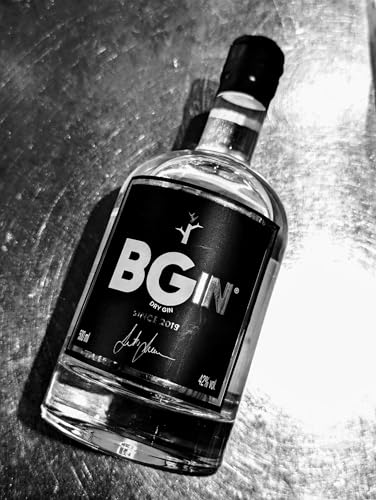 BGIN - 42° BLACK dry gin, 500 ml, 42% Vol
