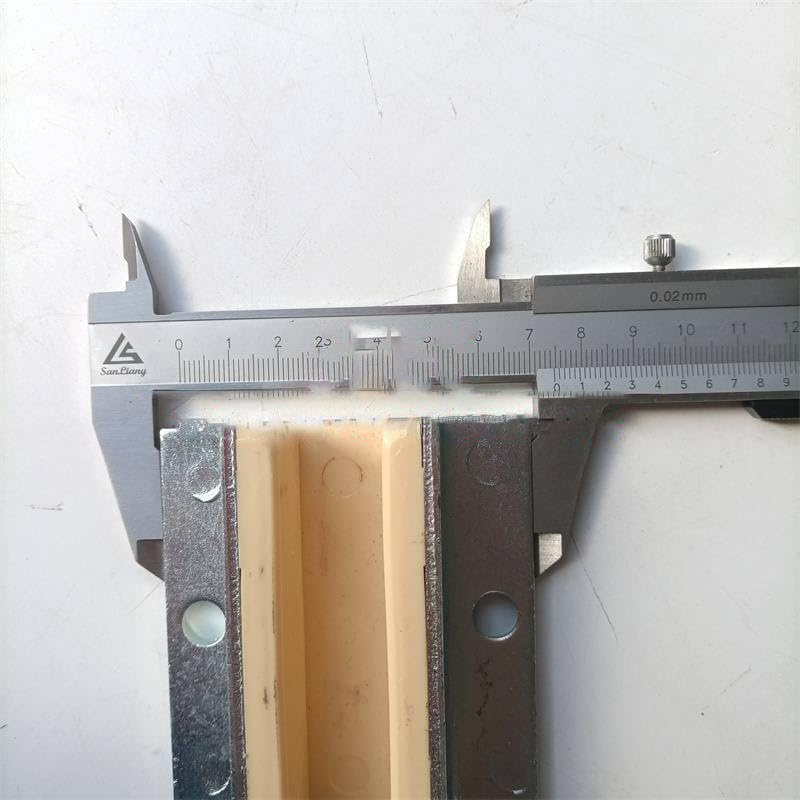 4PCS Elevator Counterweight Guide Shoe Length 80mm Groove Width 16mm 80x16 80x16 Use for