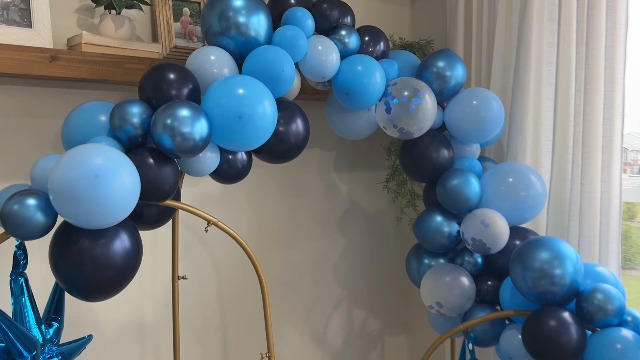 Amazon.com: KARLURE Blue Balloon Arch Kit Garland, Chrome Blue