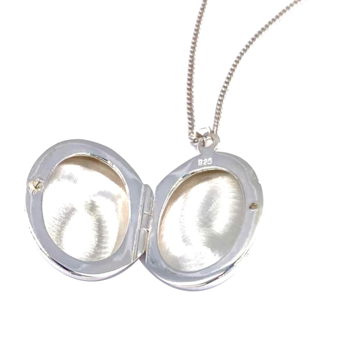 Alexander Castle Collier Médaillon Ovale en Argent Sterling 925 pour Femme Fille 2 photos - Médaillon Ovale 22 mm x 19 mm avec Chaîne en Argent de 45 cm et Coffret Cadeau Bijoux