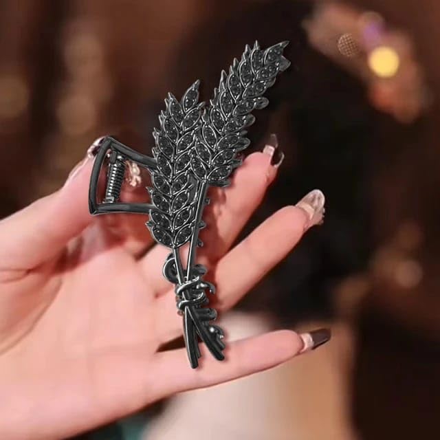 Image of Black Straw Design Clutcher For Women | Stylish Hair Claws For Girls | Trendy Alloy Metal Clips | Premium & Fashionable Girls Hairs Clutch / Accessories Suitable In Various Occasions Pack Of 1