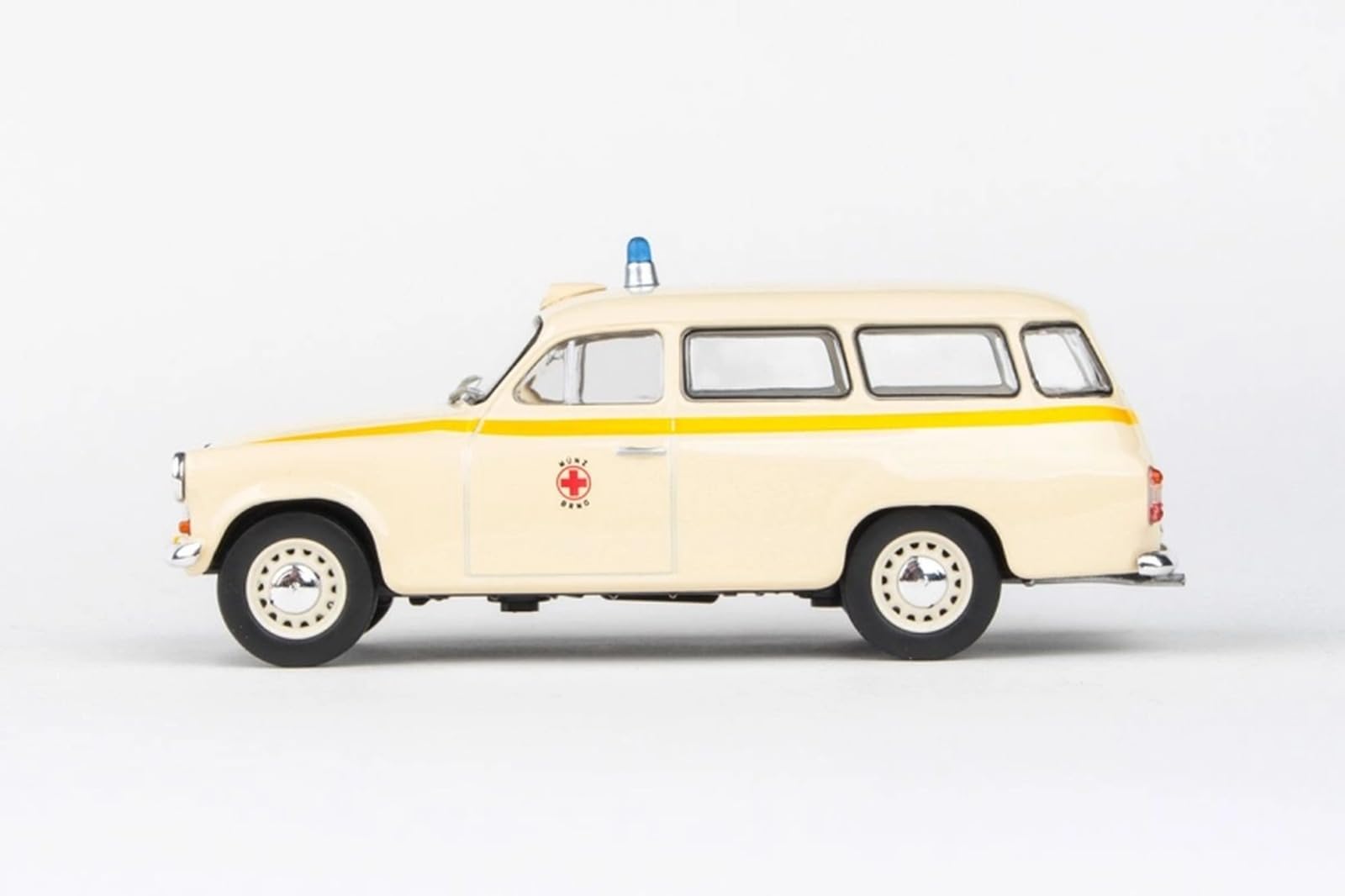 Skoda 1202 (1964) 1:43 Präzise gefertigte Replikate für Sammler – Realistische Details und hochwertige Verarbeitung für Ihre Modellauto-Sammlung Krankenwagen