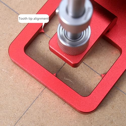 Perforatrice de bureau verticale pour gagner de l'espace sur les plans de travail