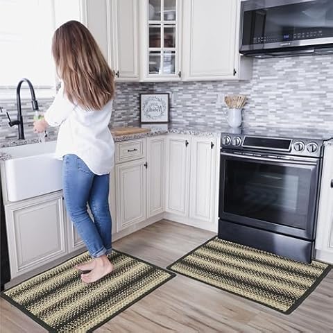 Homespice Blackbird Anti Skid Braided Rugs, Ideal as a Water Absorbing Kitchen Floor Runner and Soft Bedside Runner Rug - Durable, Flat and Pet Friendly - Machine Washable Runner Rug 17x47 Inches Cover