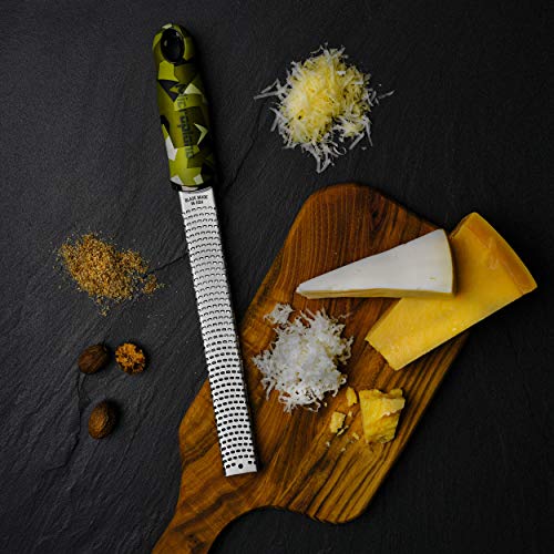 Image of Microplane Zester Grater in Camouflage for Citrus Fruits, Hard Cheese, Ginger, Chocolate and Nutmeg with Fine Stainless Steel Blade - Made in USA