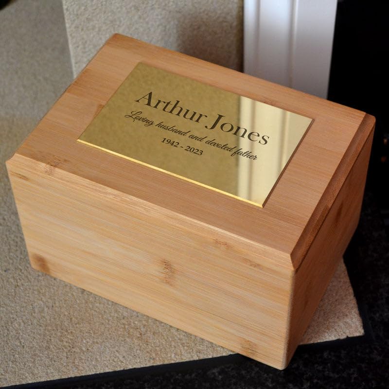 Urna de bambú personalizada para cenizas con mensaje grabado tradicional, rectangular de 2,2 litros, homenaje personalizado con placa de efecto latón