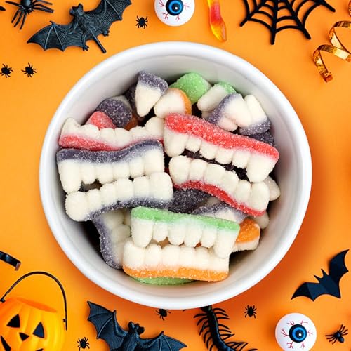 The Hampton Candy Company Gummi Fangs Candy, 2 Pound Bulk Halloween Candy Bag thumb #3
