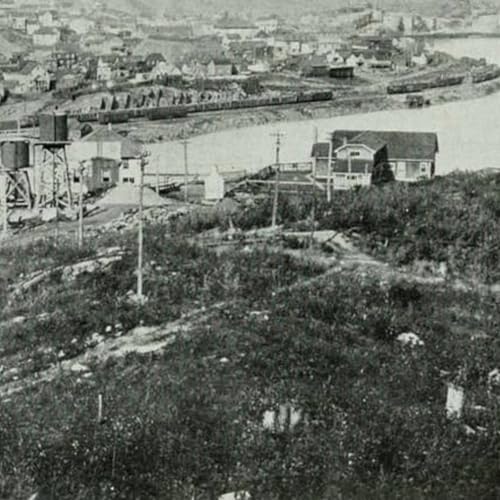 S8 Ep485: Justice Scalia and the Unitary Executive Theory. Reflecting on Justice Antonin Scalia's legacy, Professor John Yoo details the concept of the unitary executive. Scalia powerfully argued that the Constitution vests all executive power directly in the presi