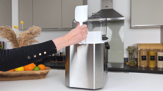 Image of WIE Stainless Steel Ice Maker, Self-Cleaning Ice Maker Machine, 12kg /24H, 2 Sizes 9 Ice Cube Ready in 6 Mins Ice Machine with Handle, Scoop & Basket, 1.5L Ice Cube Maker for Home /Kitchen /Office /Bar
