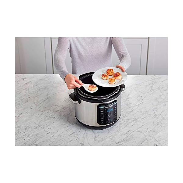 Crockpot 8Quart MultiUse XL Express Crock Programmable Slow Cooker