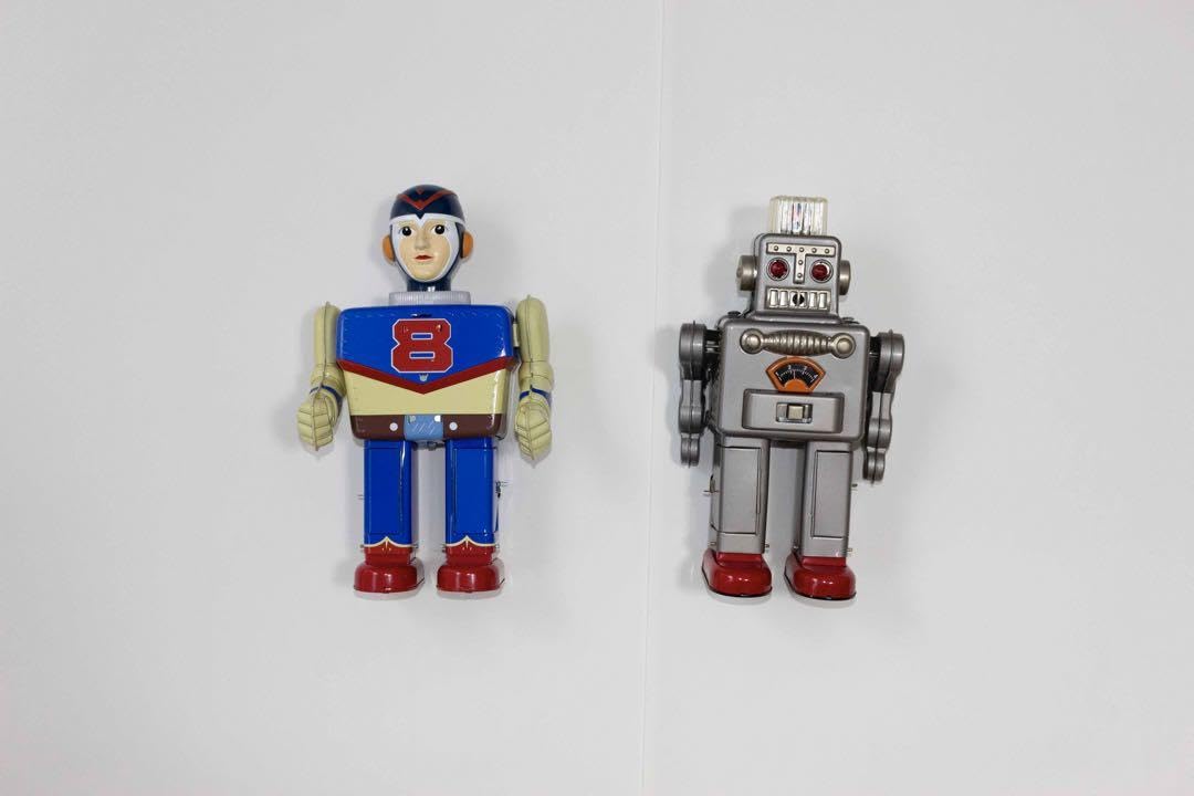 Amazon.co.jp: エイトマン ブリキ スモーキングロボット 2体セット  