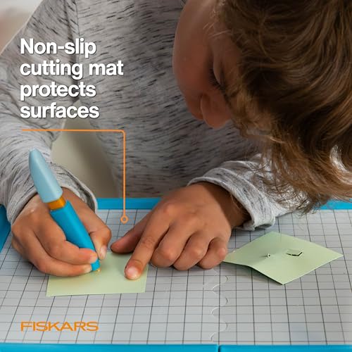 Image of Fiskars Kids Cutting Pen with Foldable Non-Slip Mat - Safe Precision Tool for Crafting and School Projects